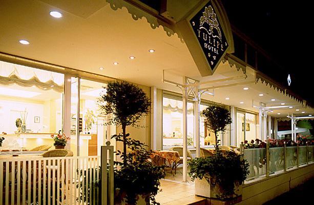 Hotel Tulipe Nazionale Riccione Exteriör bild